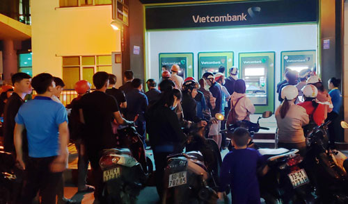 Công nhân và nỗi ám ảnh mang tên ATM