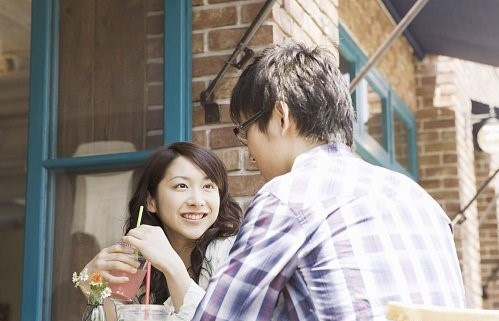 Nói gì với con khi con yêu sớm