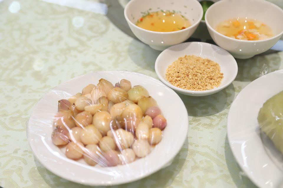 Thủ tướng Nguyễn Xu&acirc;n Ph&uacute;c chi&ecirc;u đ&atilde;i c&aacute;c cầu thủ m&oacute;n g&igrave;? - Ảnh 6.