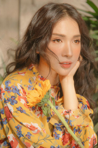 Nữ diễn vi&ecirc;n s&acirc;n khấu n&agrave;o chạm tượng Mai V&agrave;ng 2019? - Ảnh 3.