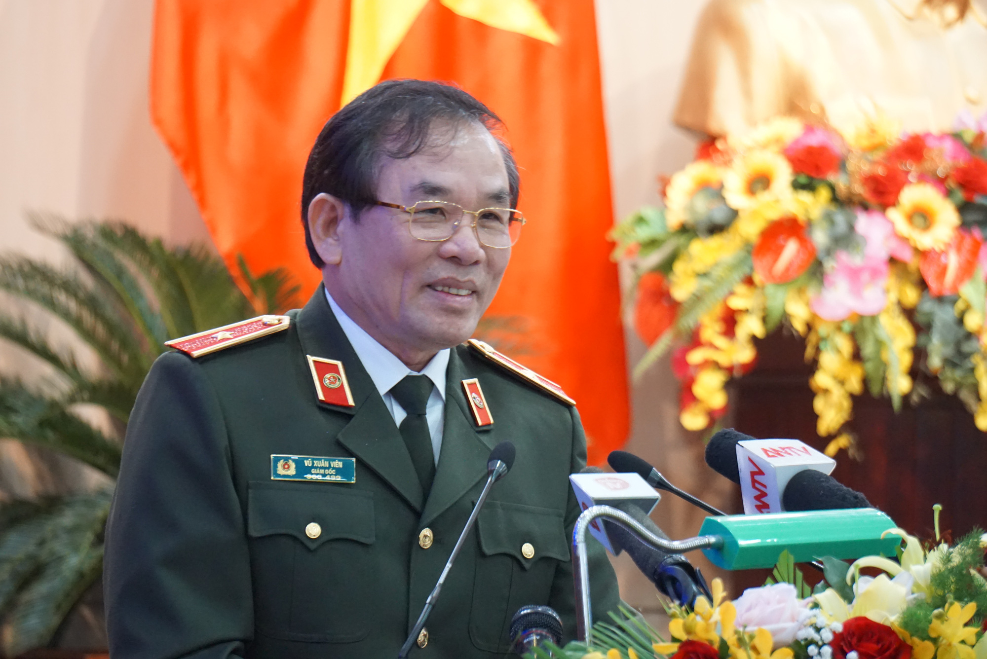 Đà Nẵng: Nhiều người ngoại tỉnh lập doanh nghiệp, chuyển cho người nước ngoài