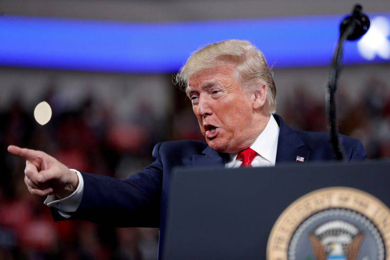 Ông Trump tính đường khác để "giải quyết sạch sẽ" vụ luận tội?