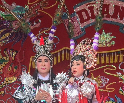 NSƯT Kim Tử Long tất bật mùa hát chầu tuồng cổ