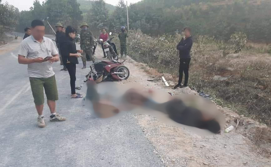 Xế hộp t&ocirc;ng nh&oacute;m phụ nữ đi l&agrave;m về khiến 2 người chết, 1 người bị thương nặng - Ảnh 1.