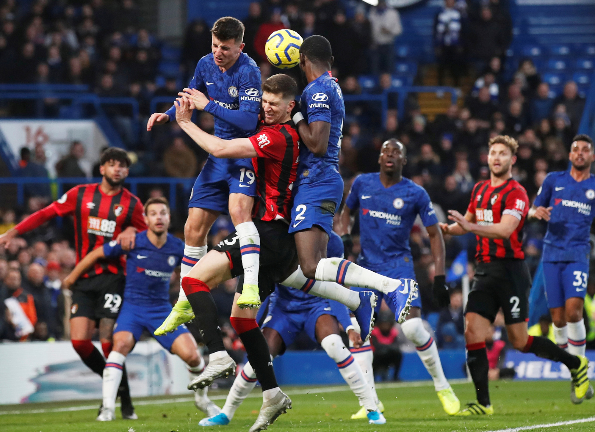 Nhận đ&ograve;n đau Bournemouth, Chelsea sắp văng top 4 Ngoại hạng Anh - Ảnh 2.