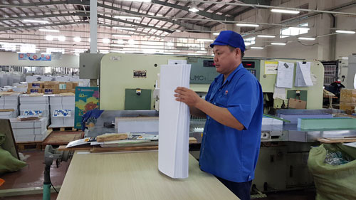 Vui, buồn thưởng Tết