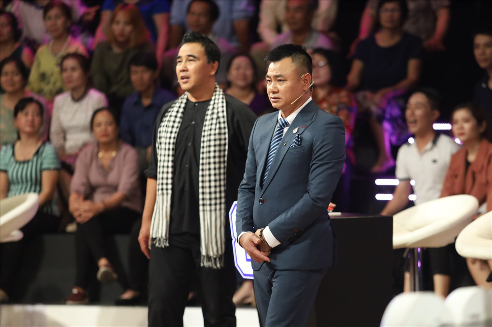Quyền Linh kể chuyện bị sốt r&eacute;t h&agrave;nh hạ, su&yacute;t mất mạng v&igrave; đ&oacute;ng phim - Ảnh 4.