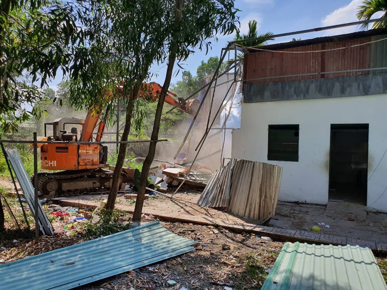 TP HCM: Chỉ trong buổi sáng, 16 công trình không phép bị cưỡng chế - Ảnh 7.