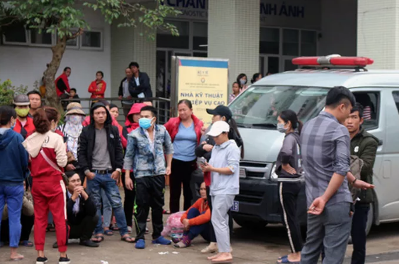 Một phụ nữ nguy kịch sau ph&aacute; thai 28 tuần tại ph&ograve;ng kh&aacute;m tư - Ảnh 2.
