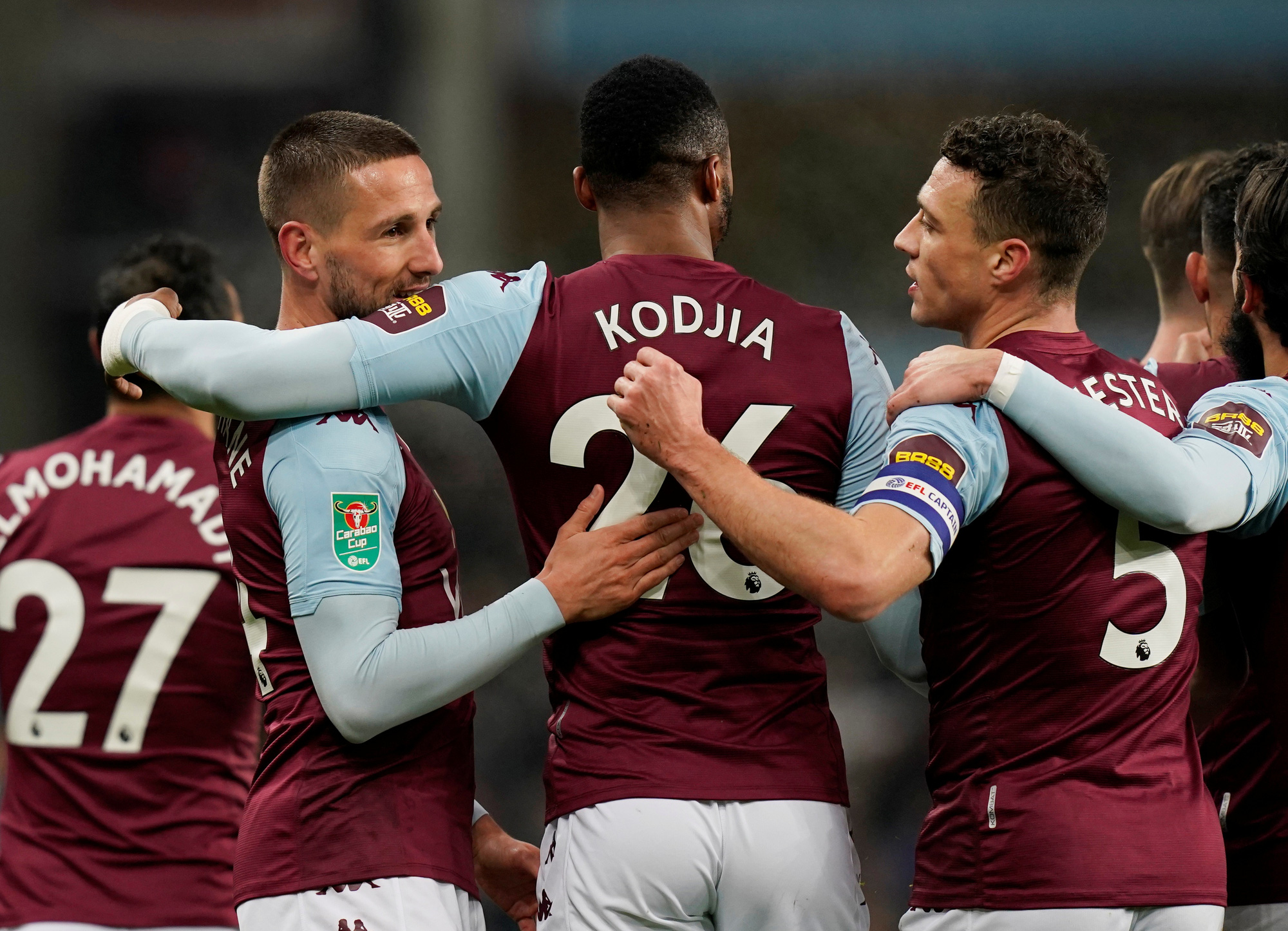 Chia quân đá cúp, Liverpool thua trận kinh hoàng ở Villa Park - Ảnh 8.