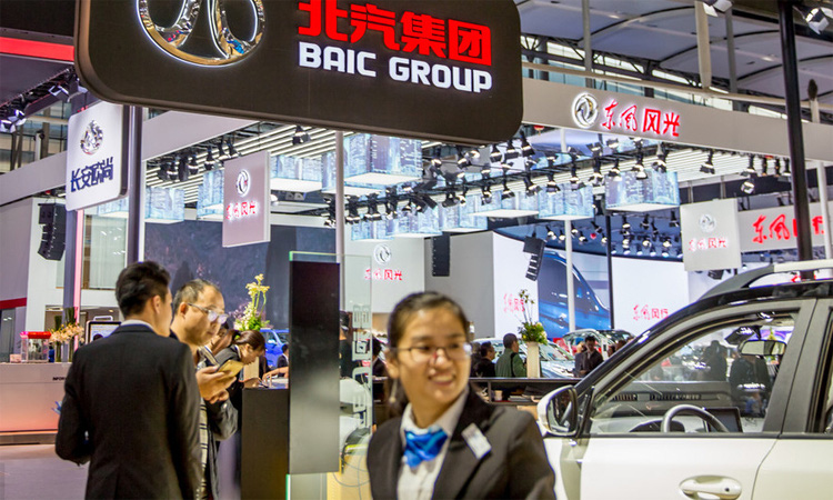 Hai tập đo&agrave;n Trung Quốc đua chiếm cổ phần c&ocirc;ng ty mẹ Mercedes - Ảnh 1.