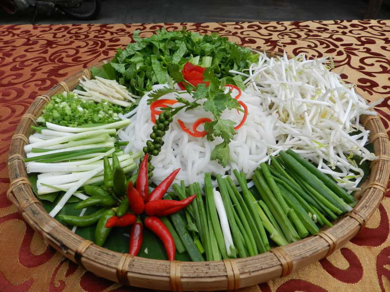 Ch&acirc;n nguy&ecirc;n qu&agrave; b&aacute;nh đất phương Nam - Ảnh 1.