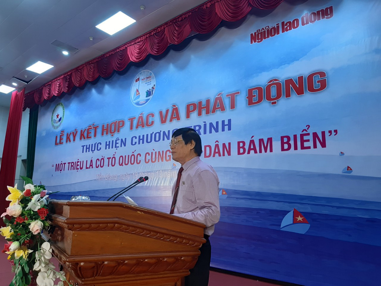 Ngư d&acirc;n Tiền Giang h&acirc;n hoan đ&oacute;n cờ Tổ quốc - Ảnh 5.