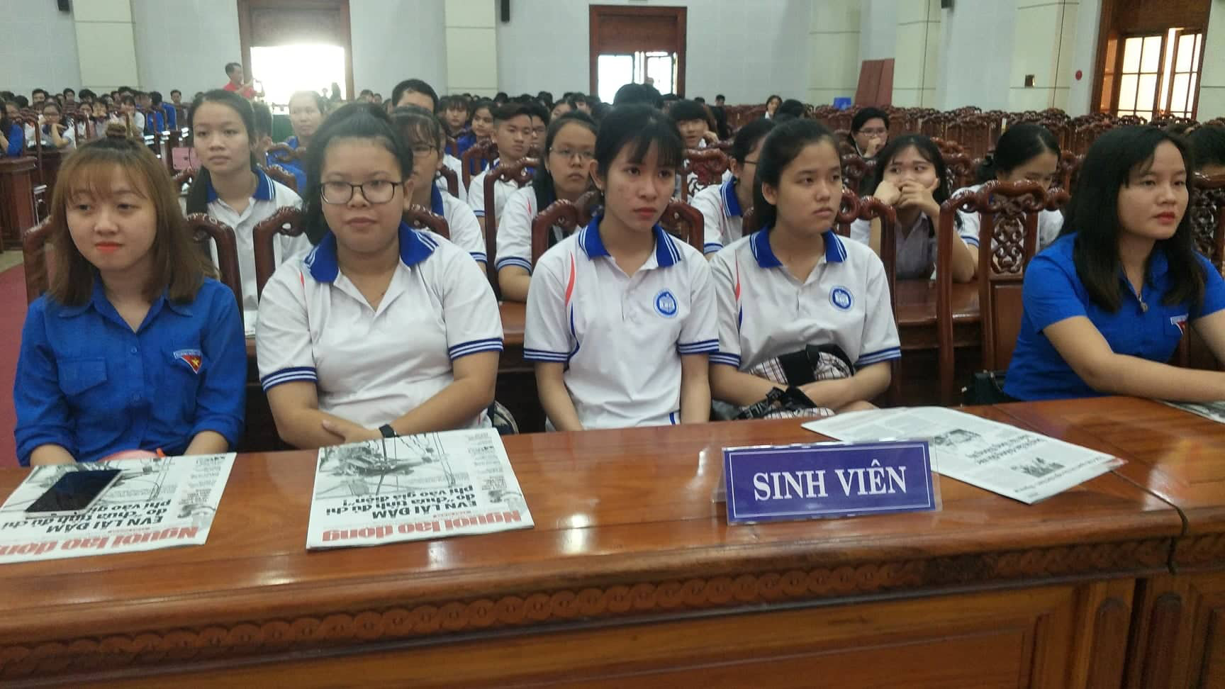 Ngư d&acirc;n Tiền Giang h&acirc;n hoan đ&oacute;n cờ Tổ quốc - Ảnh 10.