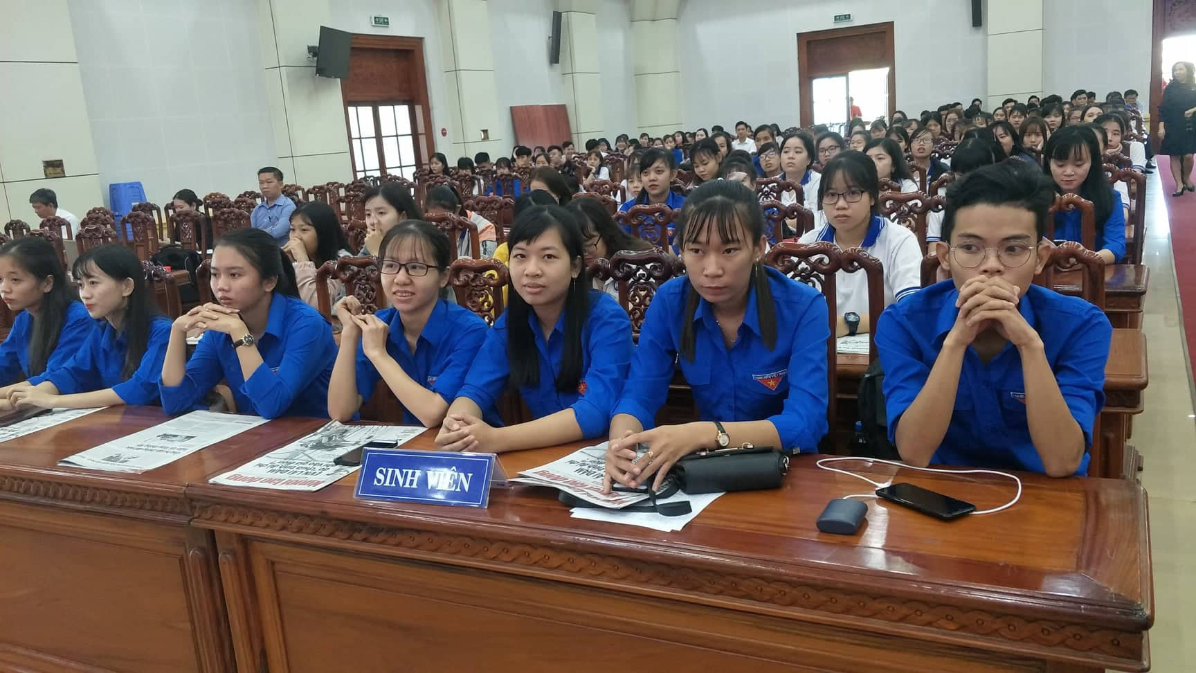 Ngư d&acirc;n Tiền Giang h&acirc;n hoan đ&oacute;n cờ Tổ quốc - Ảnh 9.