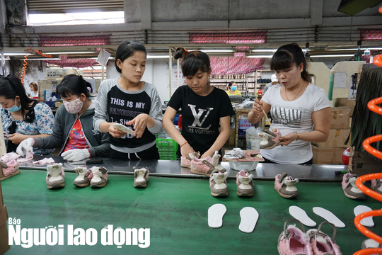 Người lao động làm thêm không quá 40 giờ/tháng