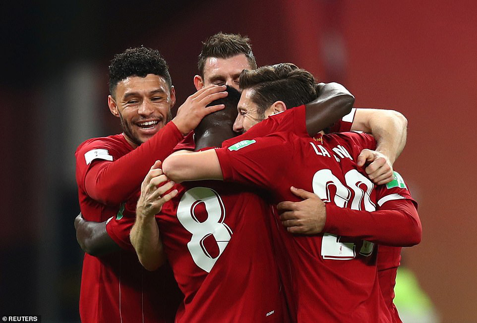 Liverpool thoát hiểm phút 90, giật vé chung kết World Cup các CLB
