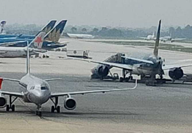 Phát hiện "vật thể lạ" gần tim đường băng sân bay Nội Bài