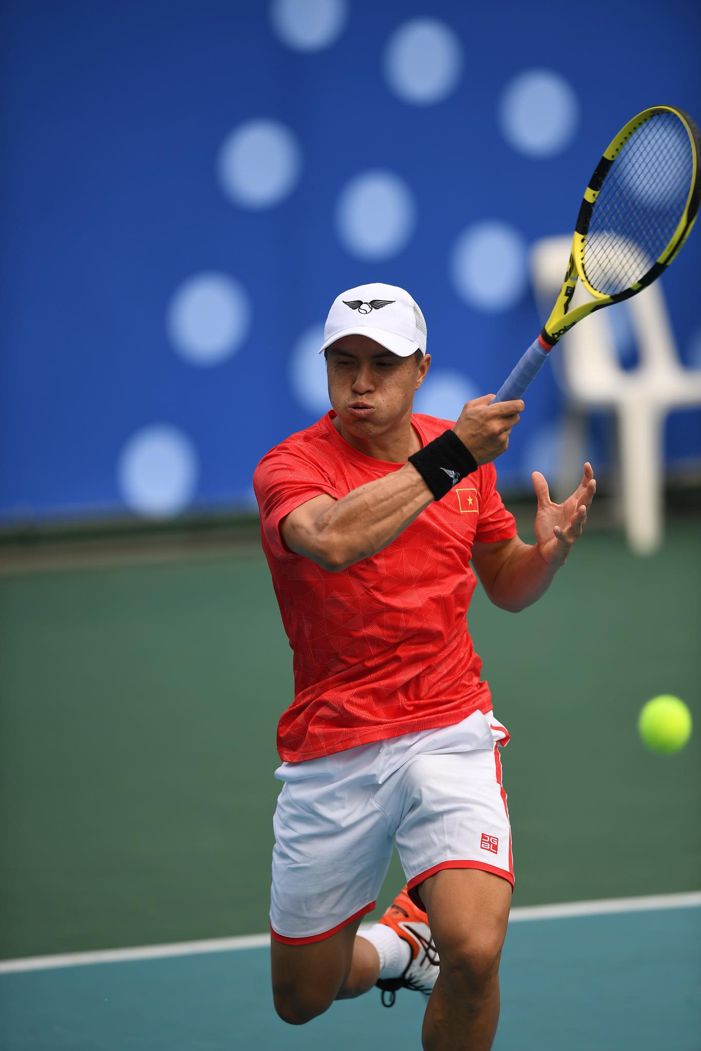 L&yacute; Ho&agrave;ng Nam, Daniel Nguyễn v&agrave;o b&aacute;n kết quần vợt SEA Games 30 - Ảnh 1.