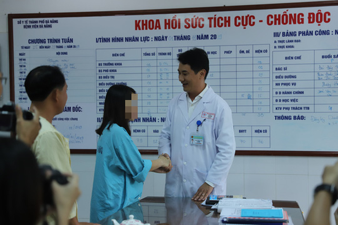Vụ 2 sản phụ tử vong, 1 nguy kịch: 13/16 ti&ecirc;u ch&iacute; của l&ocirc; thuốc g&acirc;y t&ecirc; Bupivacaine đạt y&ecirc;u cầu - Ảnh 2.