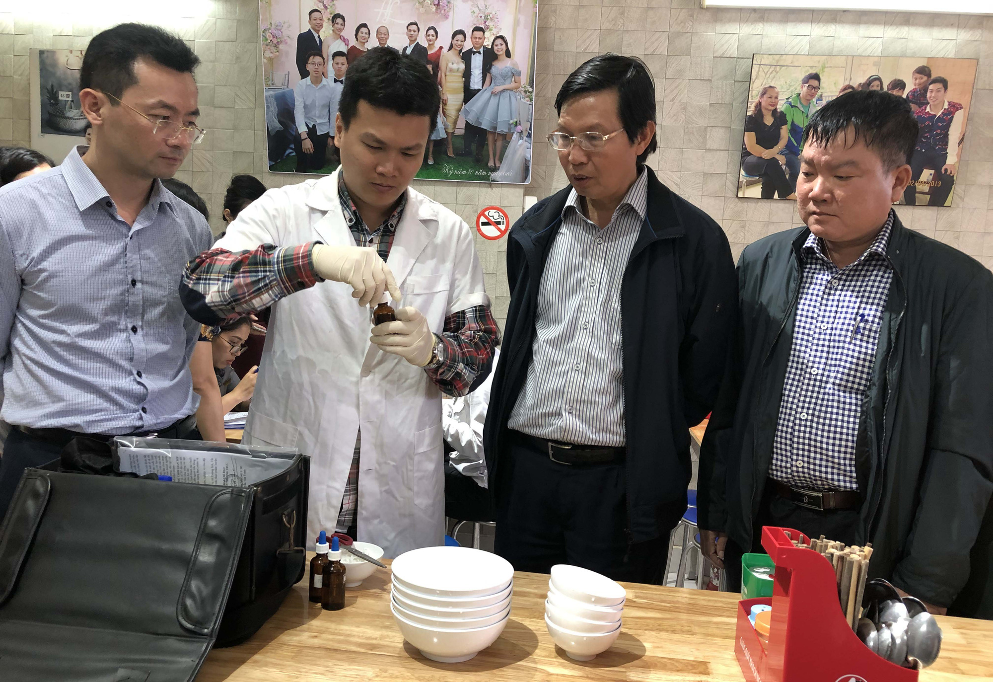 Kiểm so&aacute;t sử dụng phụ gia thực phẩm - Ảnh 1.