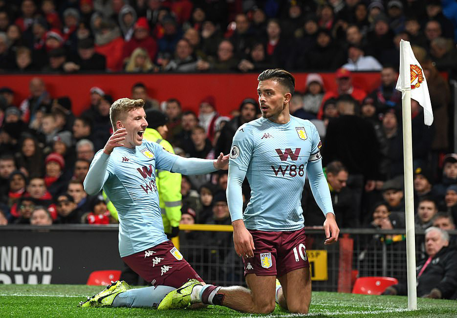 Bom tấn Jack Grealish l&agrave;m cho&aacute;ng v&aacute;ng s&acirc;n cỏ Ngoại hạng Anh - Ảnh 3.