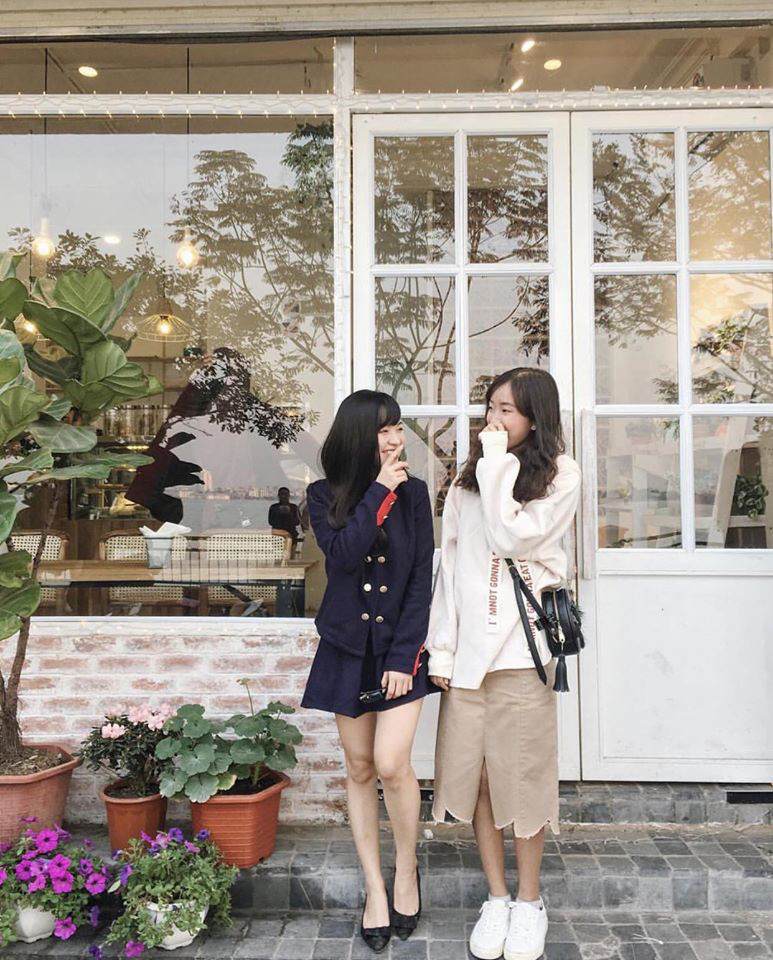 Thưởng tr&agrave; v&agrave; ngắm H&agrave; Nội ng&agrave;y đ&ocirc;ng - Ảnh 12.