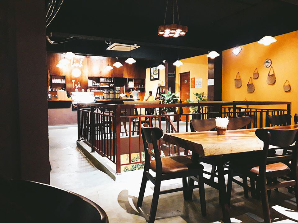 Thưởng tr&agrave; v&agrave; ngắm H&agrave; Nội ng&agrave;y đ&ocirc;ng - Ảnh 10.