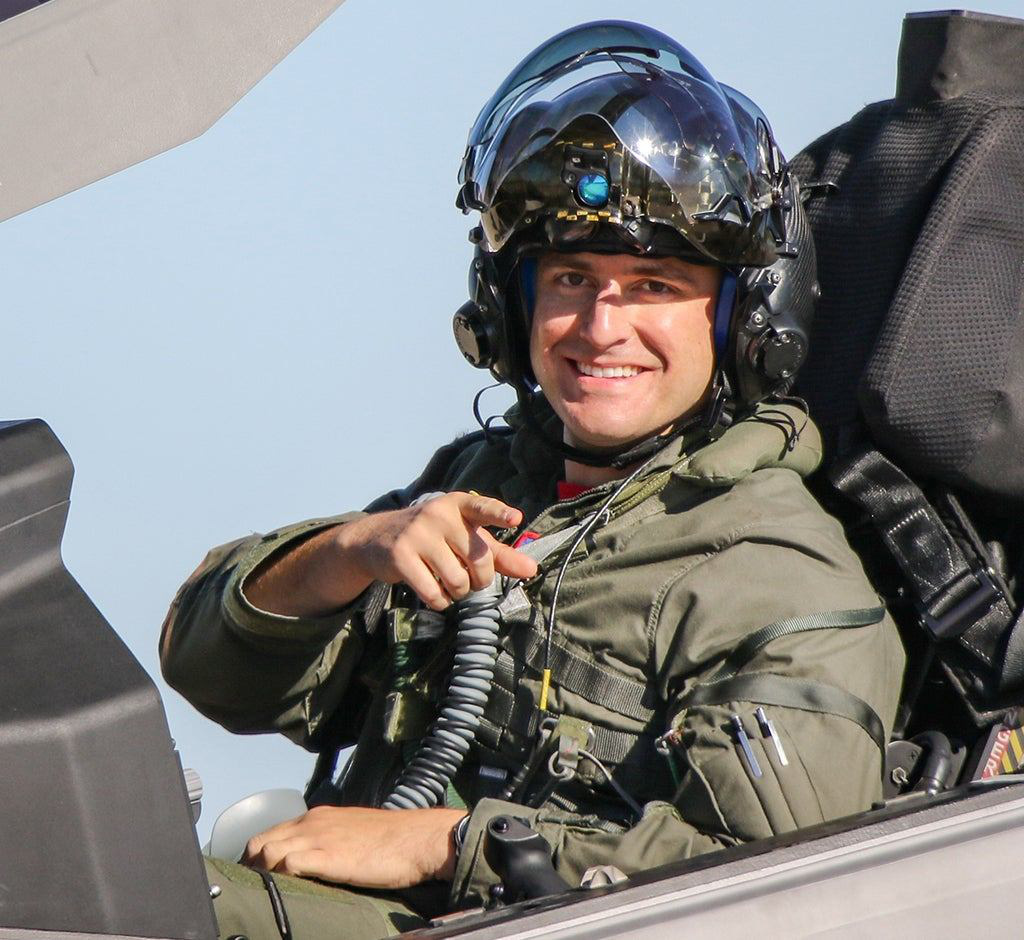 Tổng thống Donald Trump: Phi c&ocirc;ng Mỹ &ldquo;so&aacute;i&rdquo; kh&ocirc;ng thua Tom Cruise - Ảnh 3.