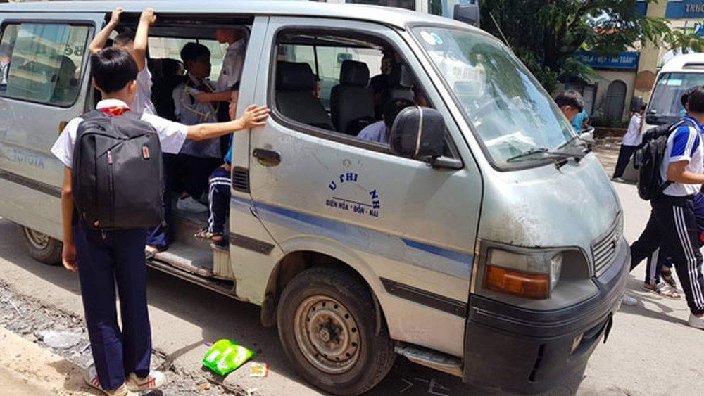 Xe đưa đón học sinh phải bảo đảm tiêu chuẩn gì?