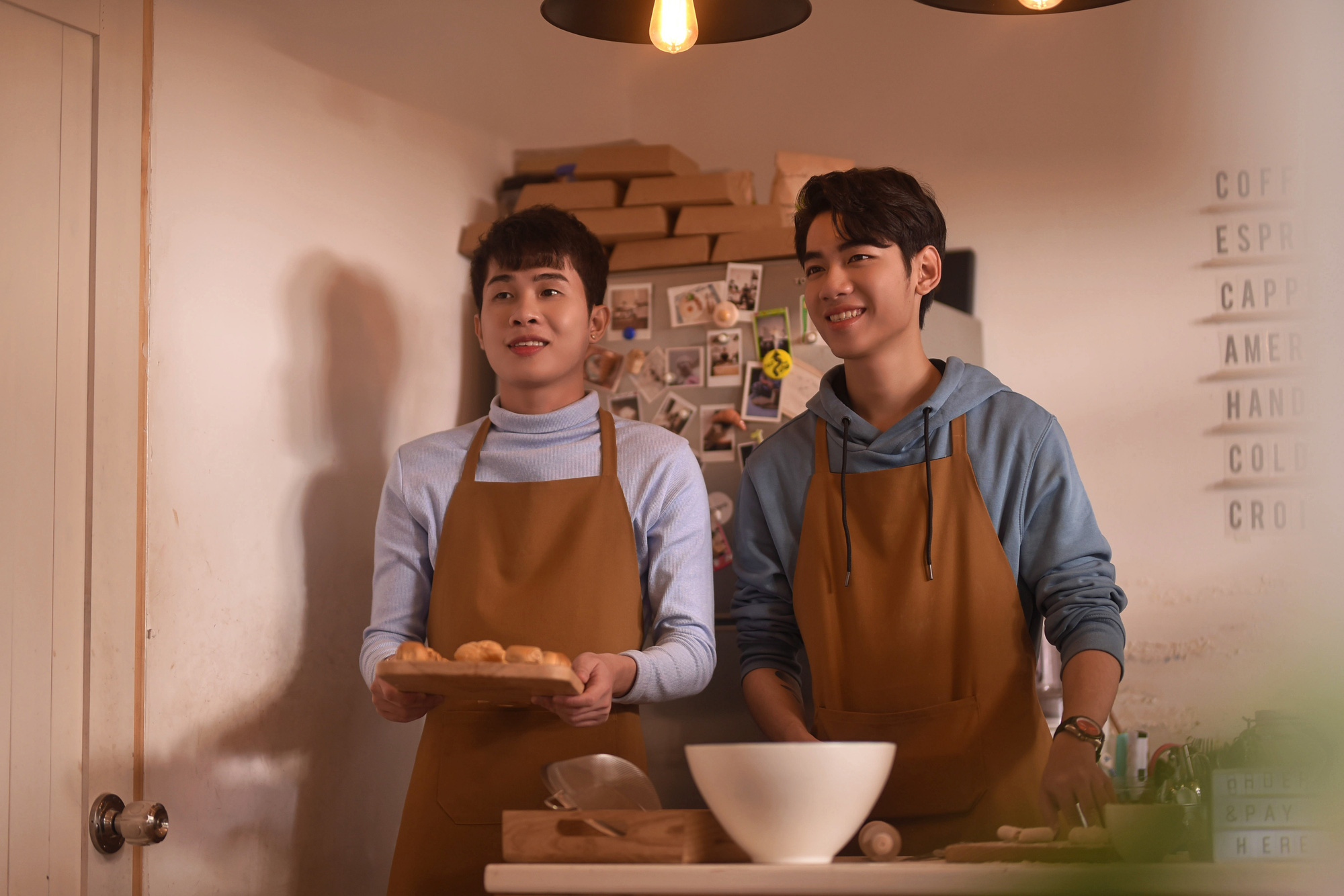 Từ "Hoa vô sắc" của bộ đôi triệu view đến 2 MV độc lạ