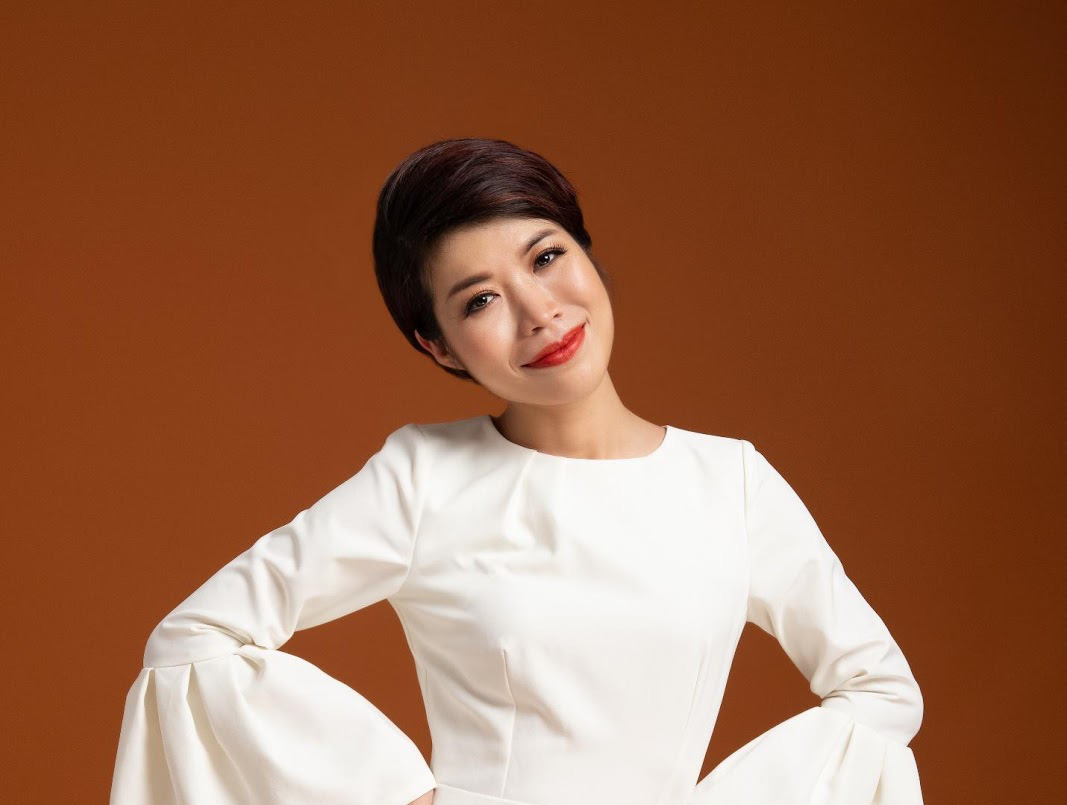 Diễn giả MC Thi Thảo tiếp tục khai giảng khóa huấn luyện CEO