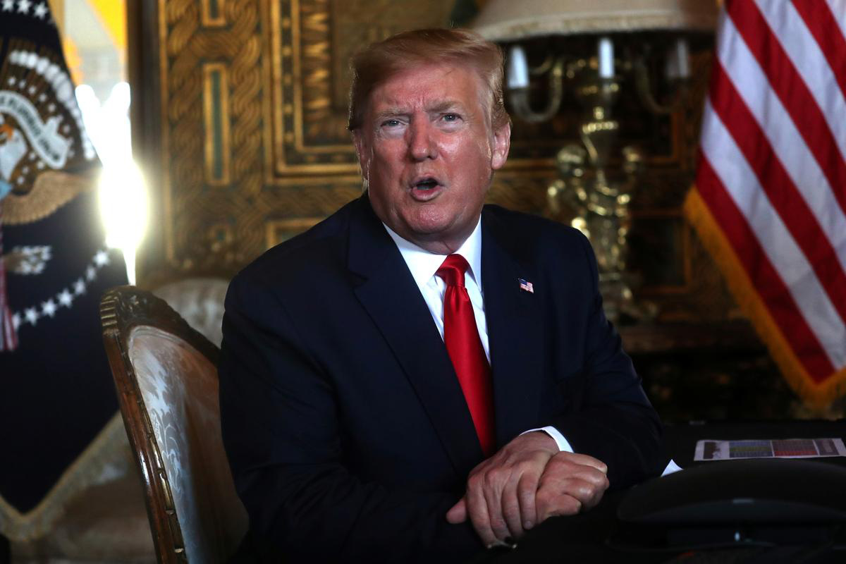 Ông Trump: "Biết đâu ông Kim Jong-un tặng bình hoa thật đẹp làm quà Giáng sinh”