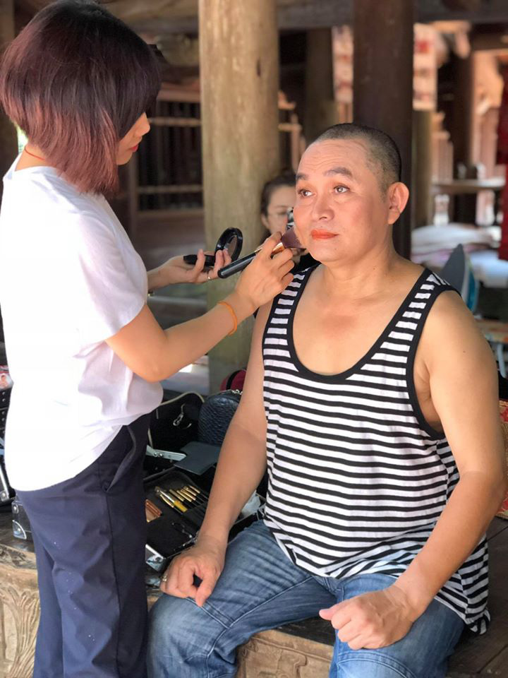 Hề ch&egrave;o Xu&acirc;n Hinh - Điểm nhấn của Gặp nhau cuối năm - Ảnh 4.