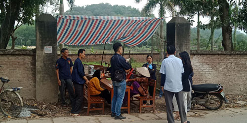 Hà Nội: Bãi rác Nam Sơn vẫn bị chặn - Ảnh 1.