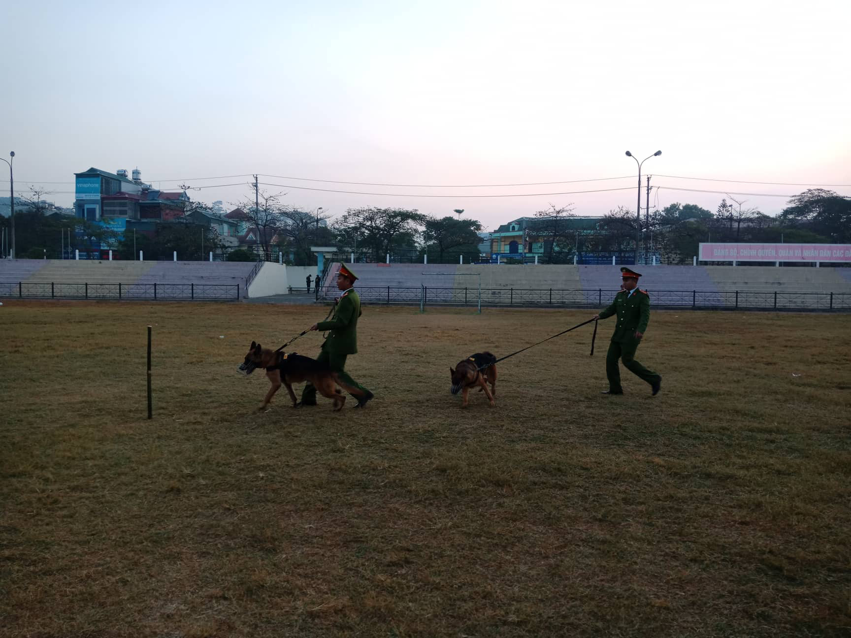 X&eacute;t xử lưu động vụ &aacute;n vụ &aacute;n nữ sinh giao g&agrave; ở Điện Bi&ecirc;n bị hiếp d&acirc;m, s&aacute;t hại - Ảnh 13.