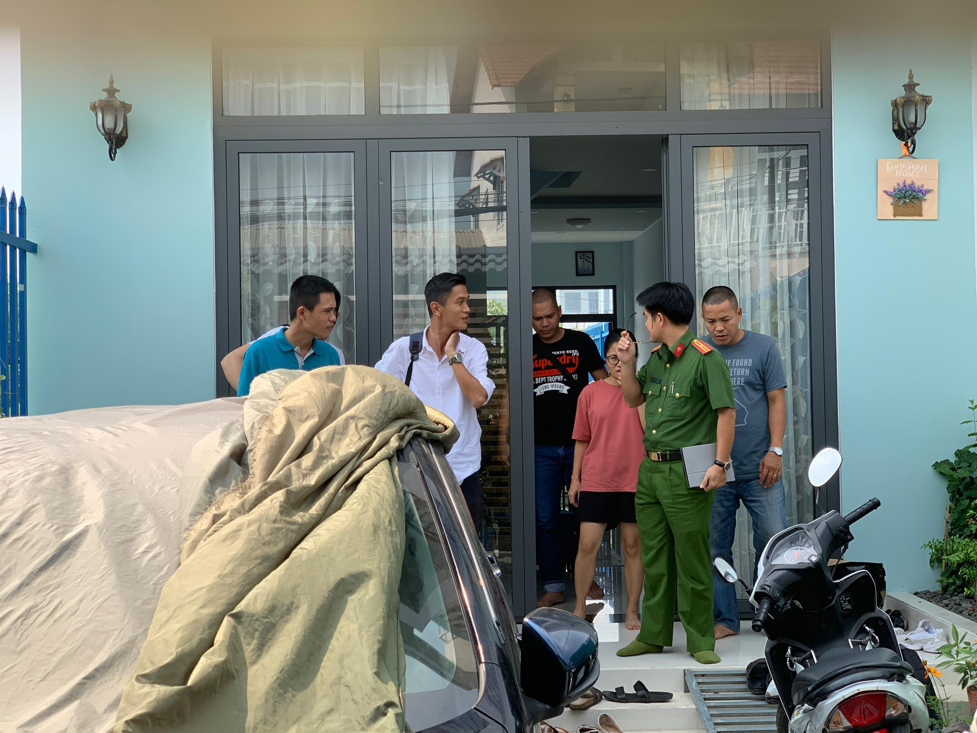 Kẻ trộm đột nhập vào nhà dân "cuỗm" xe máy, vàng... lúc rạng sáng