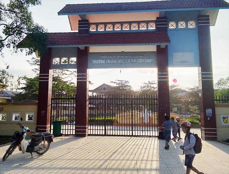 Buộc thôi việc 2 viên chức giáo dục dùng bằng giả