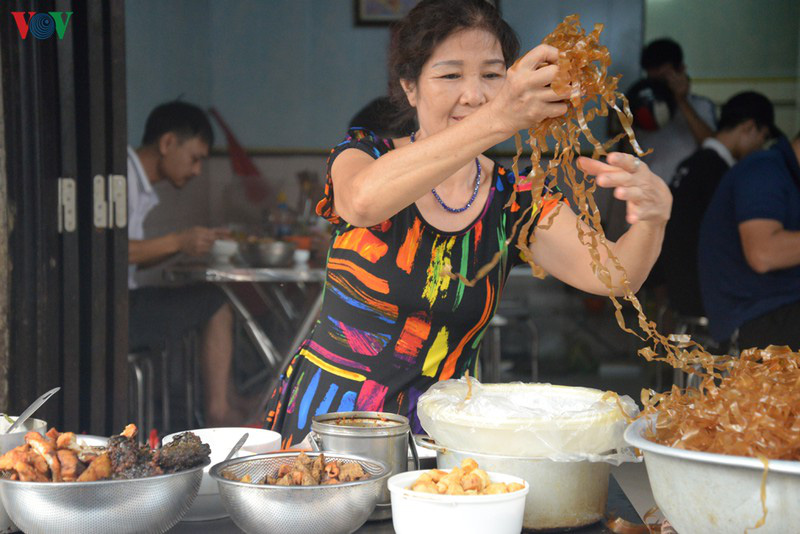 Về Xứ Đông thưởng thức bánh đa cua - Ảnh 2.