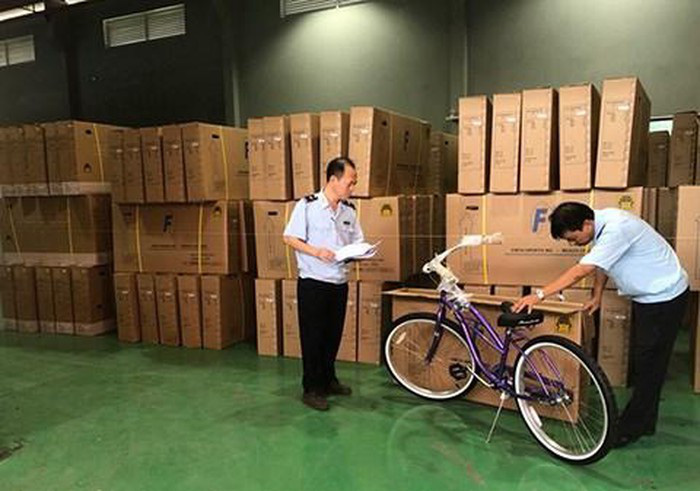 Xe đạp Trung Quốc gắn "Made in Viet Nam" để xuất đi Mỹ