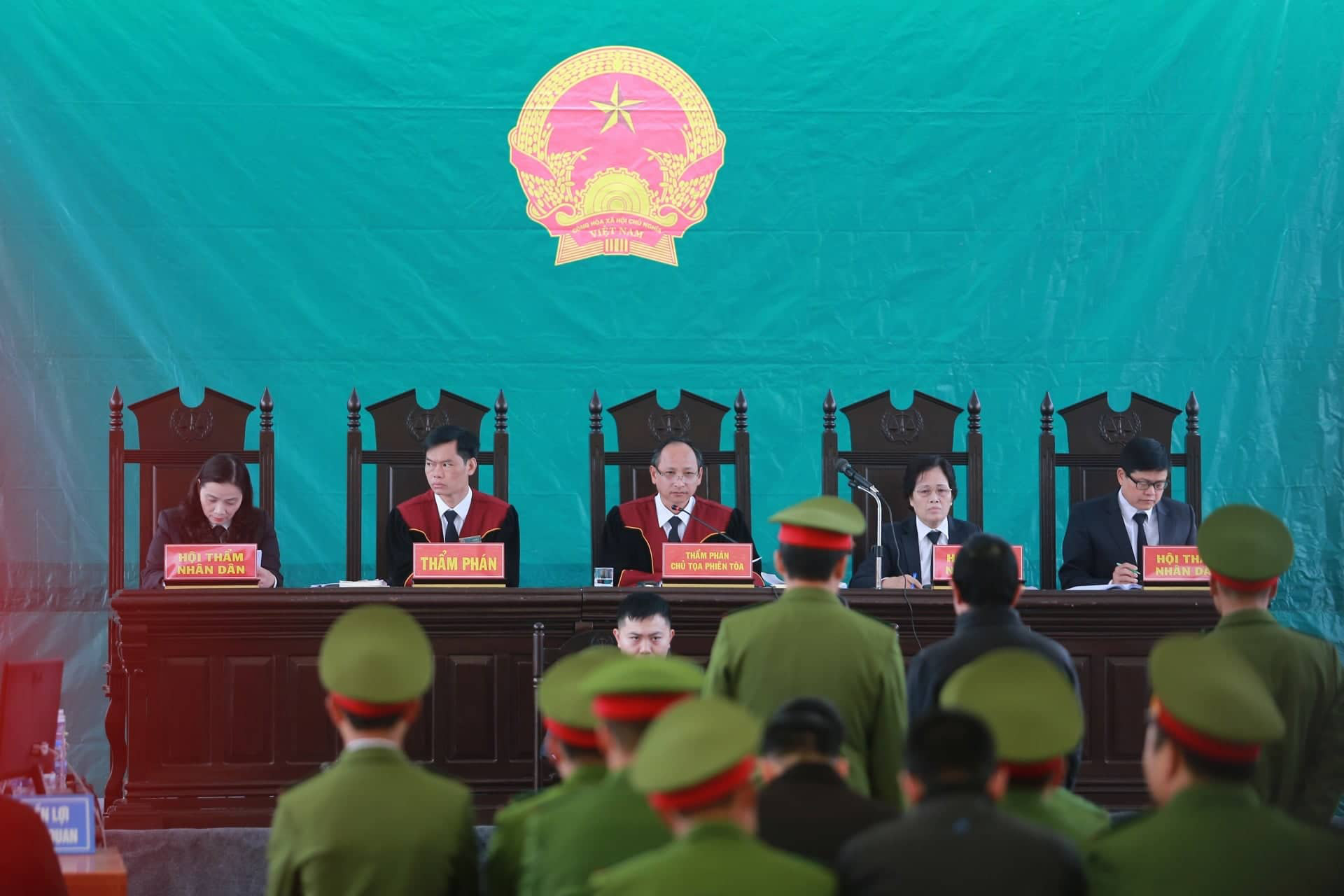 Tòa tuyên 6 án tử hình trong vụ bắt cóc, hiếp dâm, sát hại nữ sinh giao gà ở Điện Biên