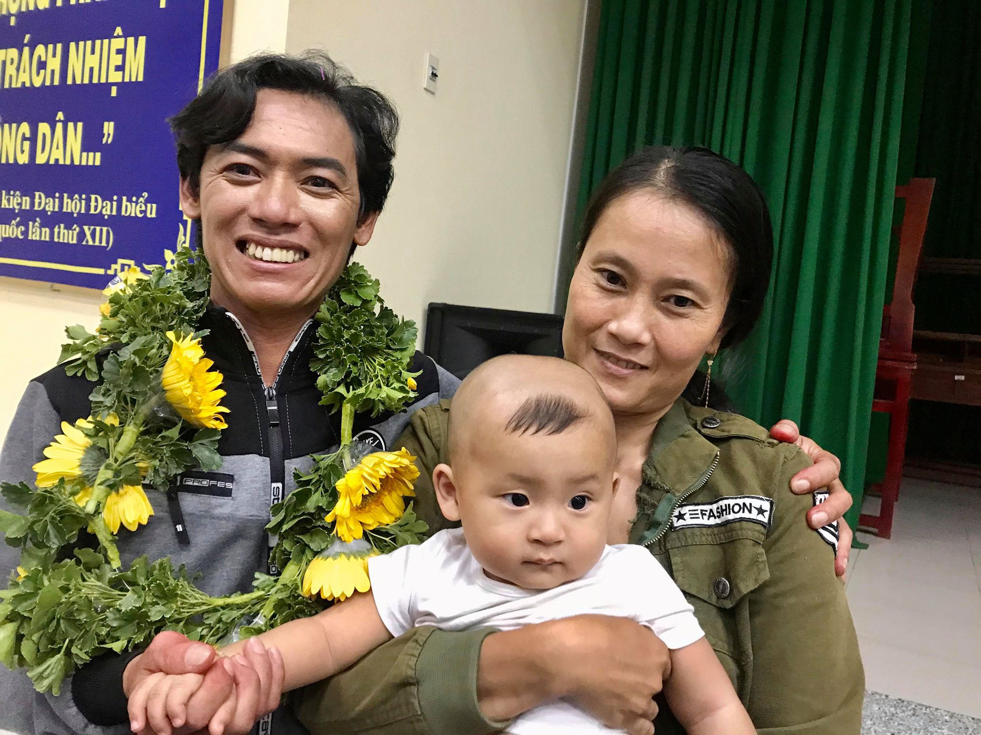 Chàng chăn vịt Nguyễn Chí Tâm đoạt giải Quán quân "Tài tử miệt vườn" 2019