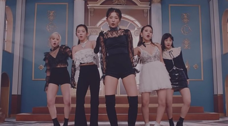 Vũ c&ocirc;ng 15 tuổi l&agrave;m bi&ecirc;n đạo m&uacute;a cho Psycho của Red Velvet - Ảnh 4.