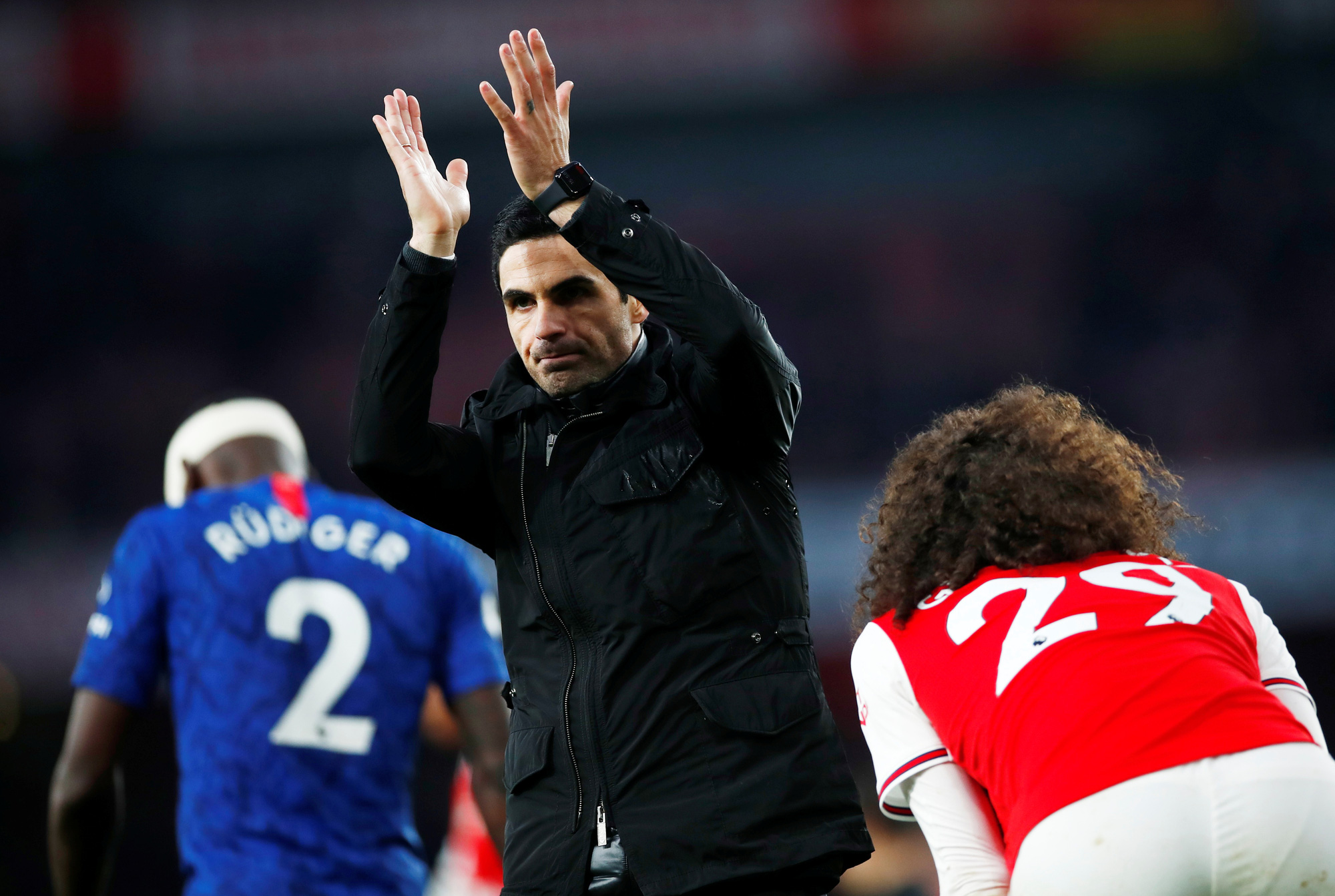 Huyền thoại Arsenal n&oacute;i g&igrave; sau thất bại của Ph&aacute;o thủ trước Chelsea? - Ảnh 4.