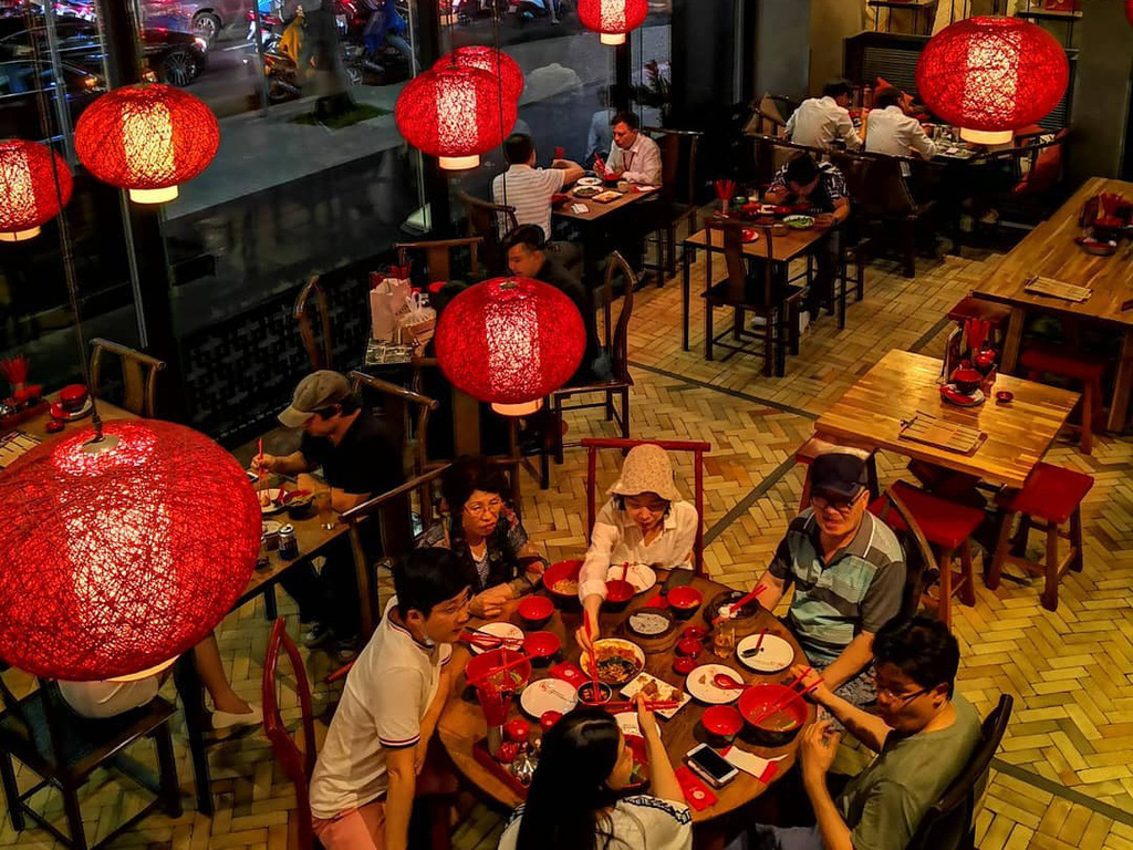 Cùng hội bạn đón năm mới tại 4 quán ăn mở xuyên đêm tại TP HCM