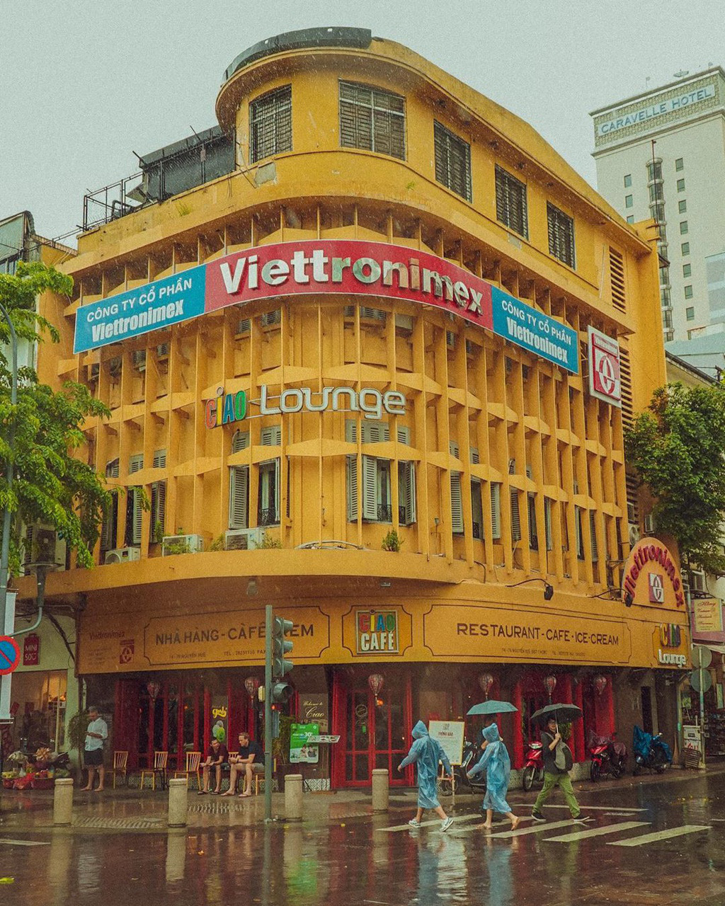 Những địa điểm check-in nổi tiếng bị đ&oacute;ng cửa trong năm 2019 - Ảnh 12.
