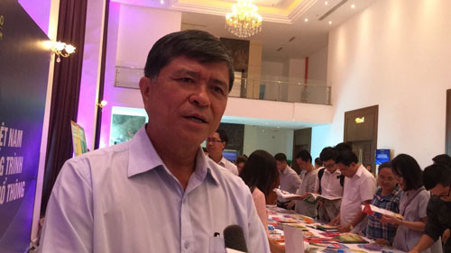 "Ăn lương tháng" thì lãnh đạo sở chọn sách nào?