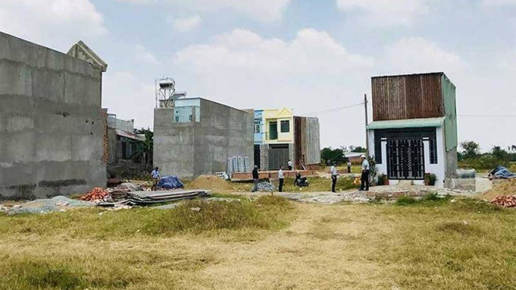 Chủ tịch UBND xã Vĩnh Lộc A giải thích về việc xin thêm 1 cấp phó