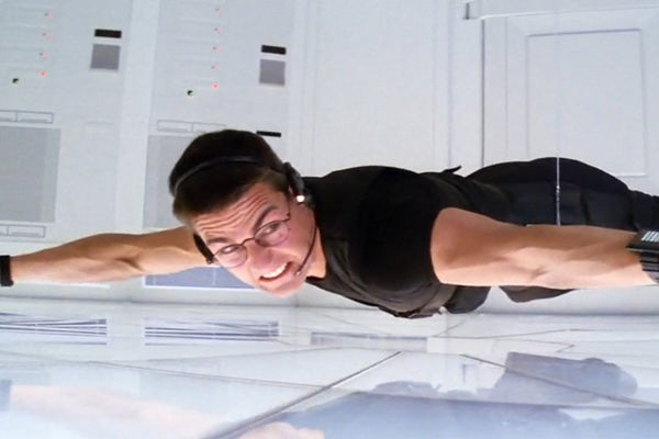 Những tạo h&igrave;nh ấn tượng trong sự nghiệp phim h&agrave;nh động của Tom Cruise - Ảnh 3.