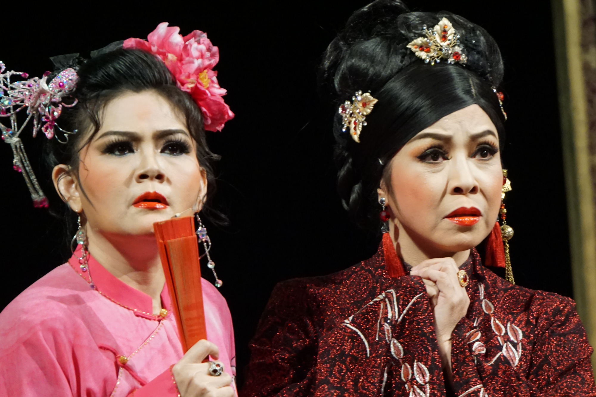 NS Trinh Trinh "cứu nguy" vở "Tiên Nga", hóa thân hai vai trong suất diễn